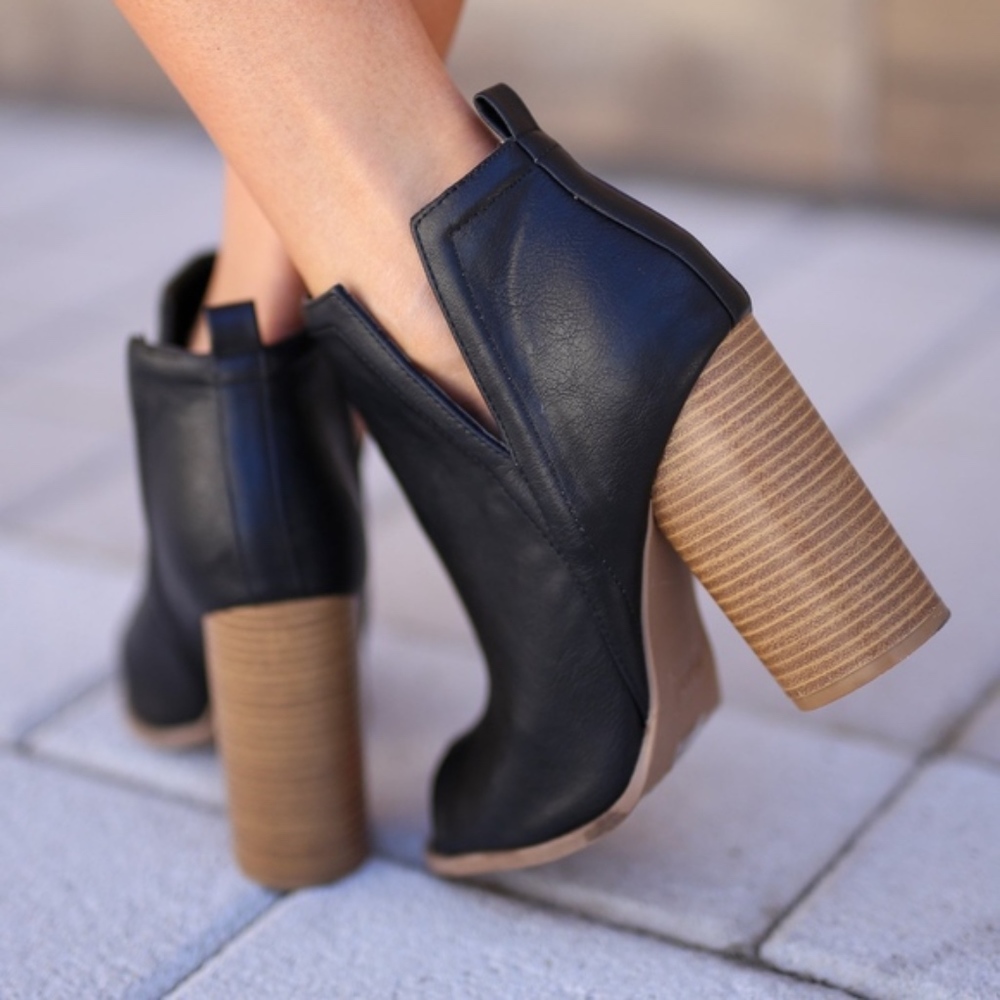 Peep Toe Bootie in Black - Picture 4 of 4